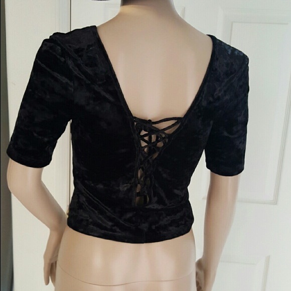 NWOT Kendall&Kylie Velvet Crop - Picture 3 of 7